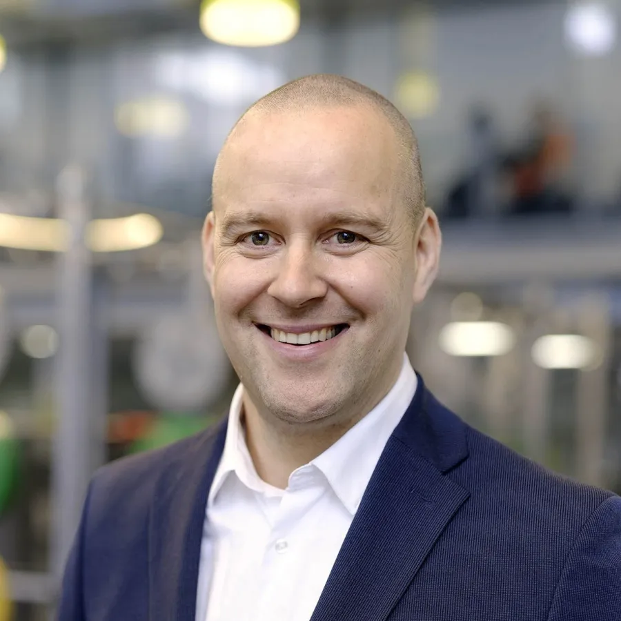 ARAG Experte David Schulz informiert über winterliches Wandern