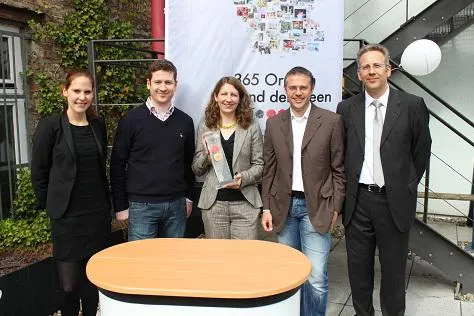 twago feiert seine Online-Plattform für Freelancer als „Ausgewählten Ort 2012“ Bild: twago feiert seine Online-Plattform für Freelancer als „Ausgewählten Ort 2012“