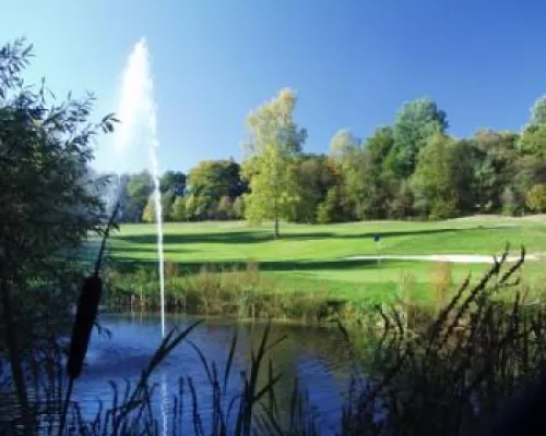 Bild: Abschlagen für den guten Zweck - 5. Golf-Benefiz-Cup 2007 im Golfclub Bad Orb-Jossgrund