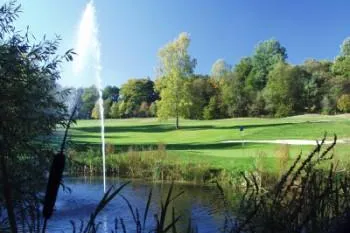 Bild: Abschlagen für den guten Zweck - 5. Golf-Benefiz-Cup 2007 im Golfclub Bad Orb-Jossgrund