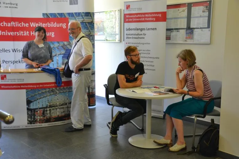 Bild: Infotage zum Kontaktstudium für ältere Erwachsene am 6. und 7. September an der Universität Hamburg
