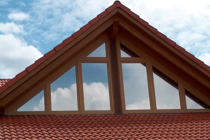 Sonnenschutz rund ums Haus mit Sonnenschutzfolie Bild: Sonnenschutz rund ums Haus mit Sonnenschutzfolie