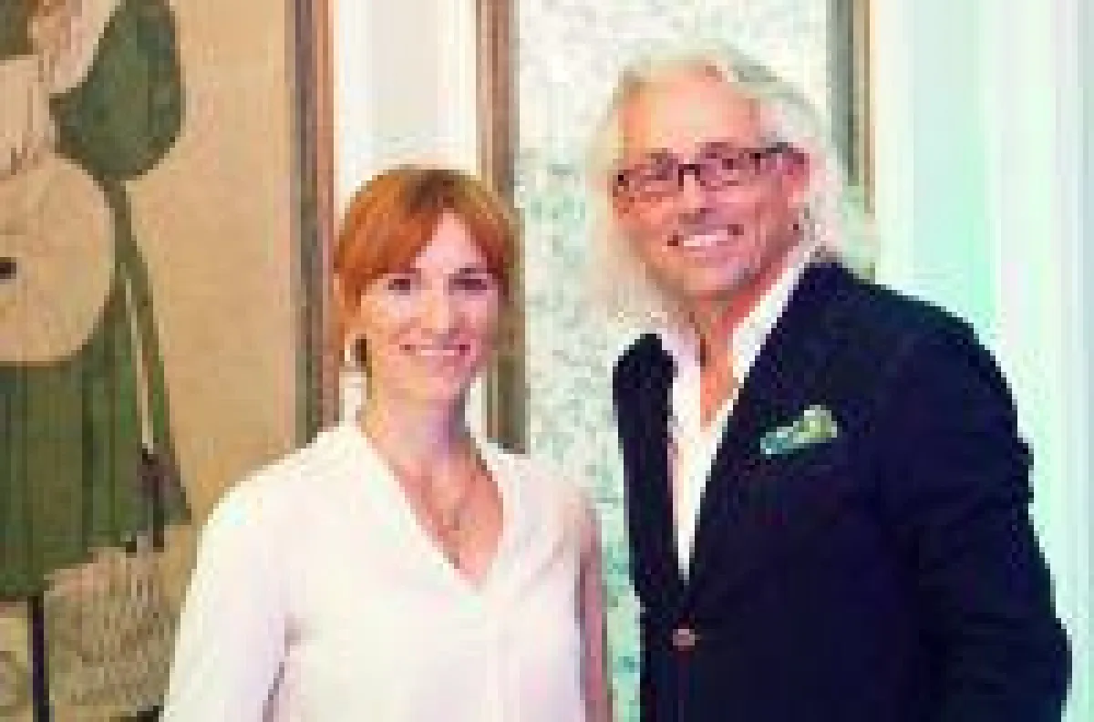 Merle Losem, Geschäftsführerin der Deutschen Hotelakademie (DHA) und Bernhard Patter (diavendo).