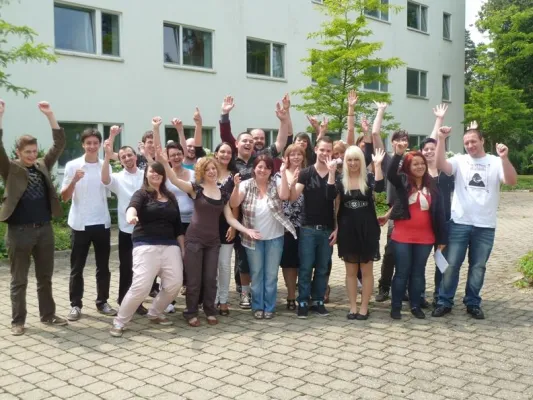 Krankenhaus Rummelsberg verabschiedet 23 Absolventen der Berufsfachsschule für Krankenpflegehilfe Bild: Krankenhaus Rummelsberg verabschiedet 23 Absolventen der Berufsfachsschule für Krankenpflegehilfe