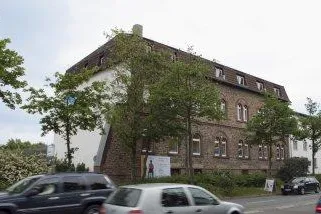 Bild: Büro-GOERTZ, Darmstadt für besondere Beratungskompetenz mit silberner Wirbelsäule ausgezeichnet