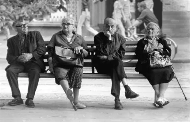 Bild: Altersrationierung medizinischer Leistungen durch die Krankenkassen in Rheinland-Pfalz