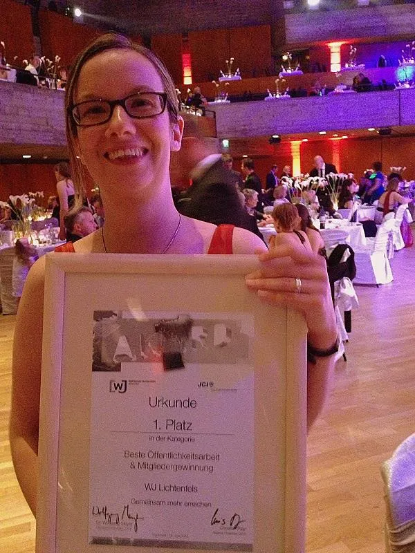 PR-Award der WJ-Bayern für Katharina Zahner.