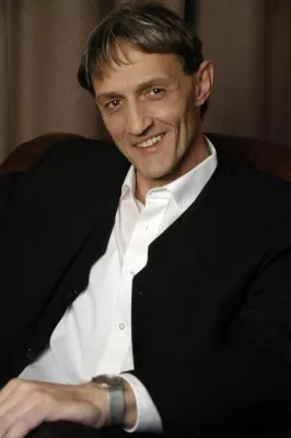 Kürzung Solarförderung – Photovoltaik – Solarzentrum Bayern GmbH Bild: Kürzung Solarförderung – Photovoltaik – Solarzentrum Bayern GmbH