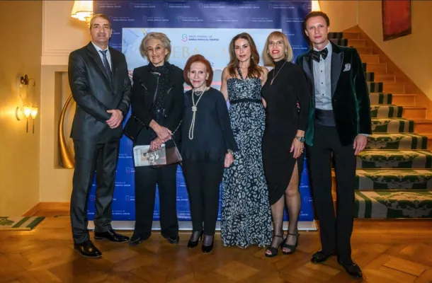 16,5 Millionen Spenden für das "Krankenhaus des Friedens" bei der 20. Benefiz-Gala in St. Moritz Bild: 16,5 Millionen Spenden für das "Krankenhaus des Friedens" bei der 20. Benefiz-Gala in St. Moritz