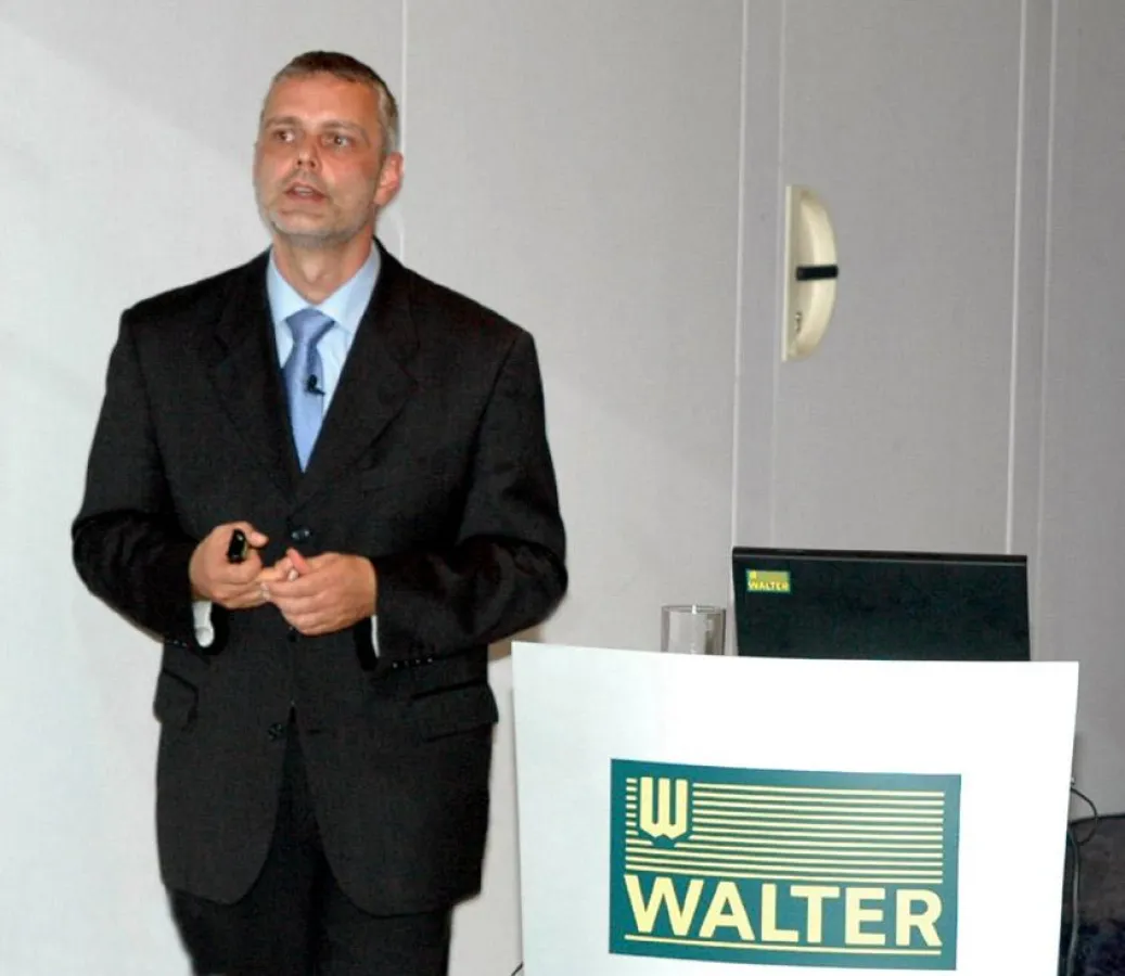 Jörg Drobniewski, Schneidstoffentwicklung bei der WALTER AG