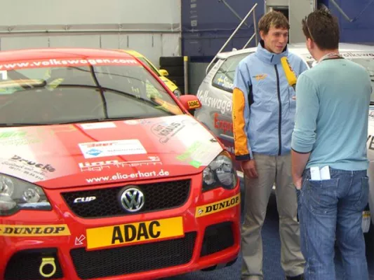 Bild: Elia Erhart setzt Laufbahn im ADAC Volkswagen Polo Cup fort
