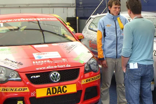 Bild: Elia Erhart setzt Laufbahn im ADAC Volkswagen Polo Cup fort