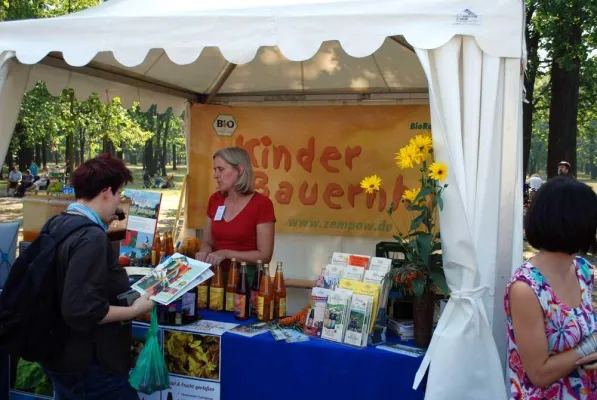 Bild: Bio Ranch Topinambursäfte auf dem Weltkindertagsfest