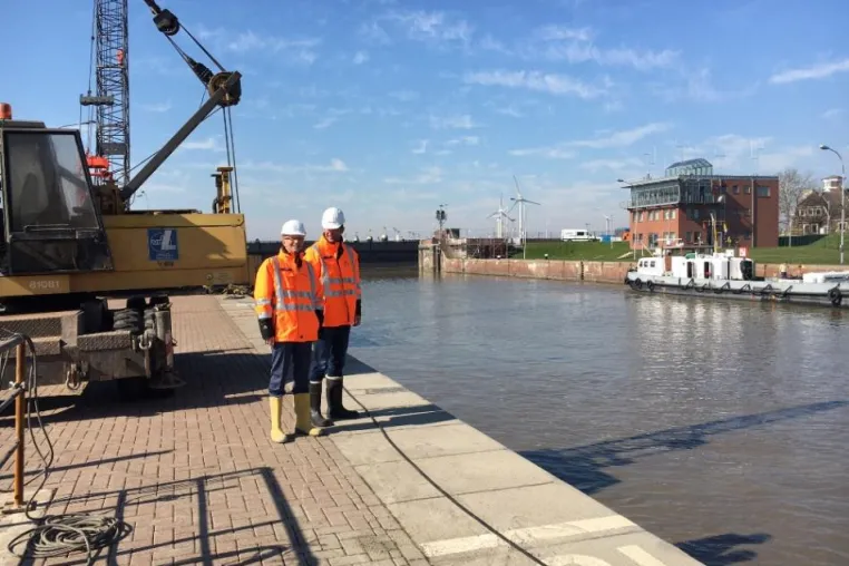 Hafen Emden: Kurs Richtung Zukunft mit weiteren Investitionen Bild: Hafen Emden: Kurs Richtung Zukunft mit weiteren Investitionen