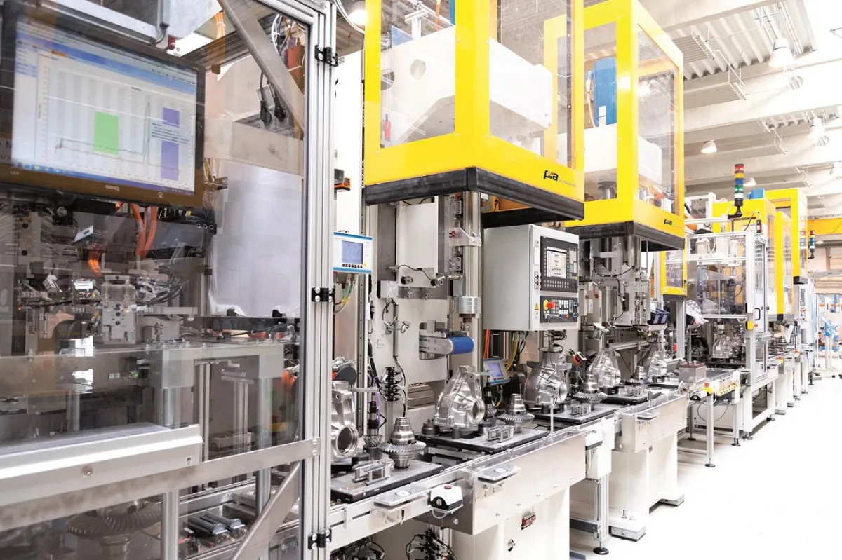 Die Powertrain-Production-System Modulserie von PIA. Bild: ©PIA Automation