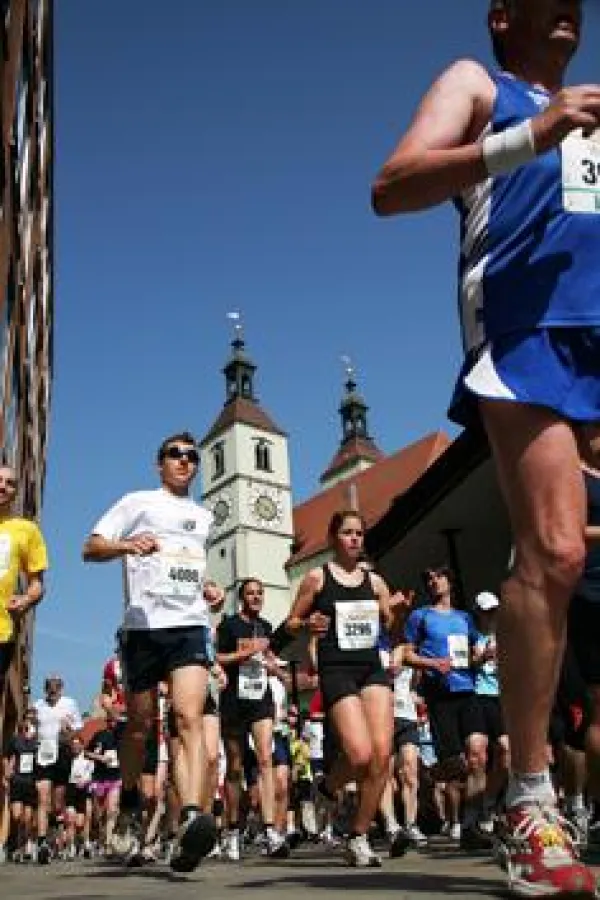 Regensburg Marathon - laufend durch die Welterbestadt!