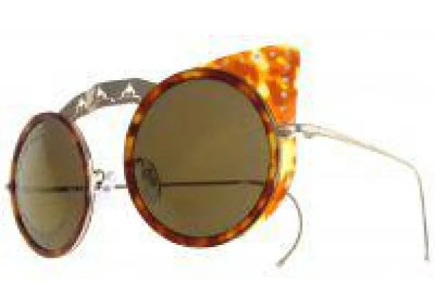 Schwimmende Sonnenbrillen und smarte Ferngläser: die 24. HKTDC Hong Kong Optical Fair Bild: Schwimmende Sonnenbrillen und smarte Ferngläser: die 24. HKTDC Hong Kong Optical Fair