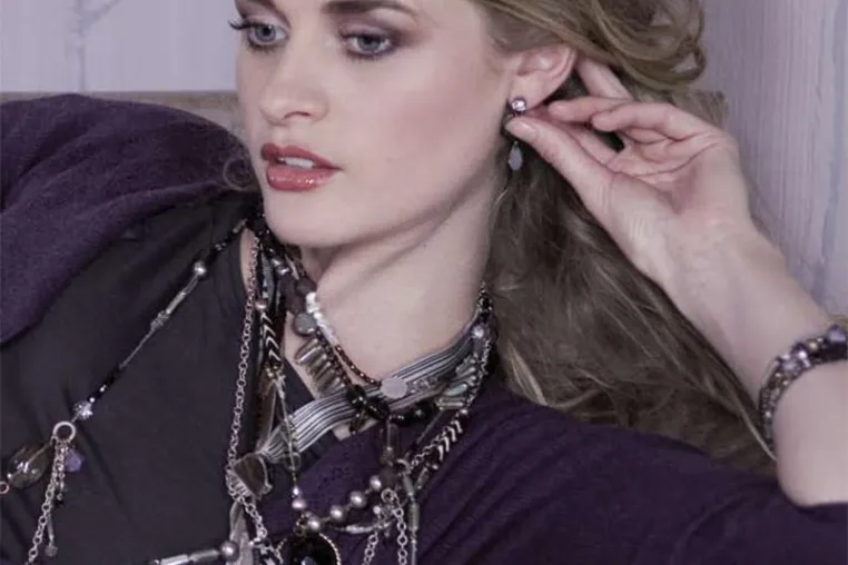 Bild: Die neue FIVA Schmuck Herbst-Winterkollektion ist da
