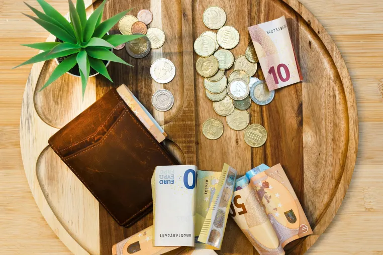 Der Geldratgeber ist zurück: Informative und vertraute Plattform bietet wieder umfangreiche Finanzinfos Bild: Der Geldratgeber ist zurück: Informative und vertraute Plattform bietet wieder umfangreiche Finanzinfos