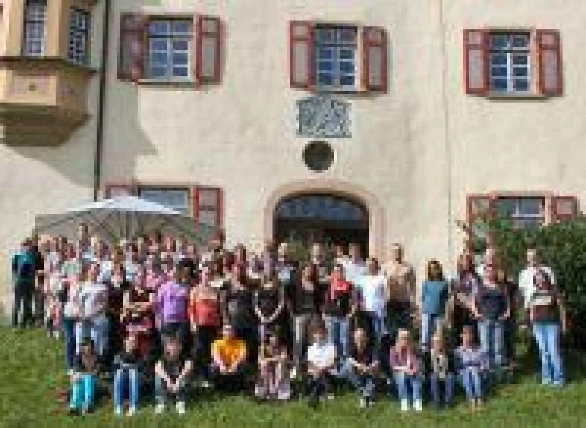 Die 113 neuen Auszubildenden der Stiftung Liebenau