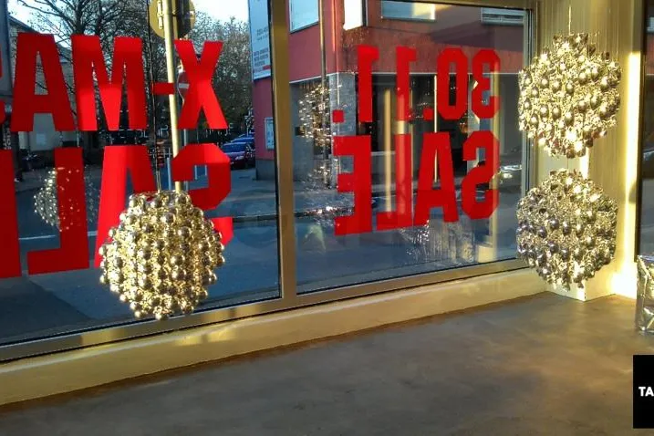 Bild: Kunst küsst Kommerz - X-mas Pop Art Design Sale bei Tagwerc