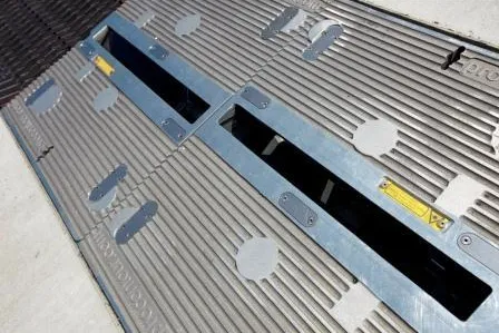 Bild: Weitere CLASSIS® Messstelle am Hermsdorfer Kreuz an der A4 an die Betreiber des Autohofs Holzland übergeben