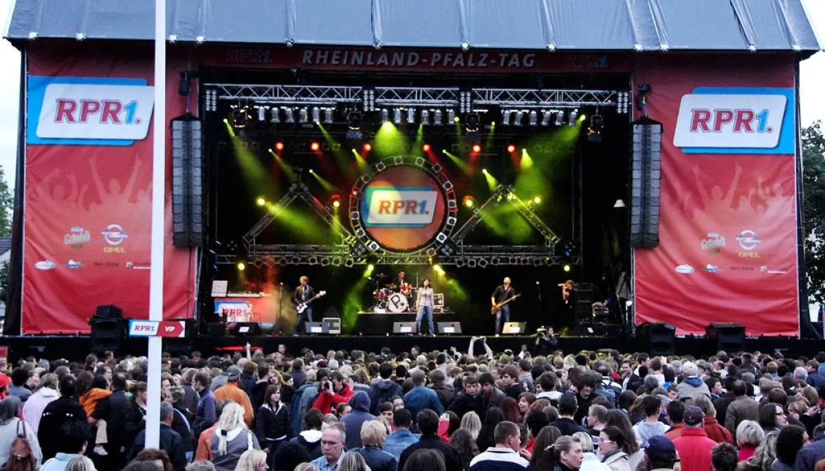 RPR1 Bühne beim 25. Rheinland Pfalz Tag