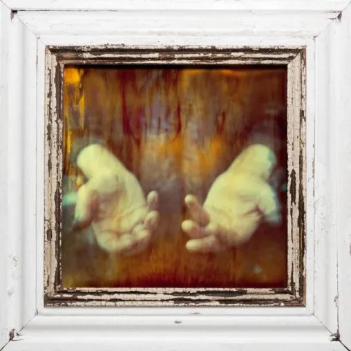 Bild: Ausstellungseröffnung "Recycled Memories" (Polaroid-Fotokunst) im Luxad
