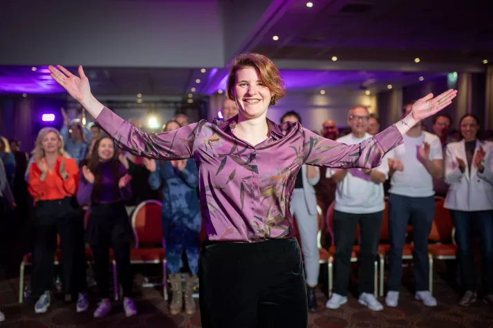 Bild: Erster Auftritt beim internationalen Speaker Slam führt direkt nach New York City