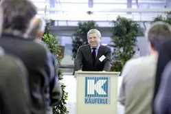 Bild: Mehr als 80 Fachhändler beim 6. Workshop für Fenstertechnik der Käuferle GmbH & Co. KG