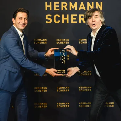 Bild: Frankfurter Patrick Kutz begeistert Publikum und erhält den Excellence Award