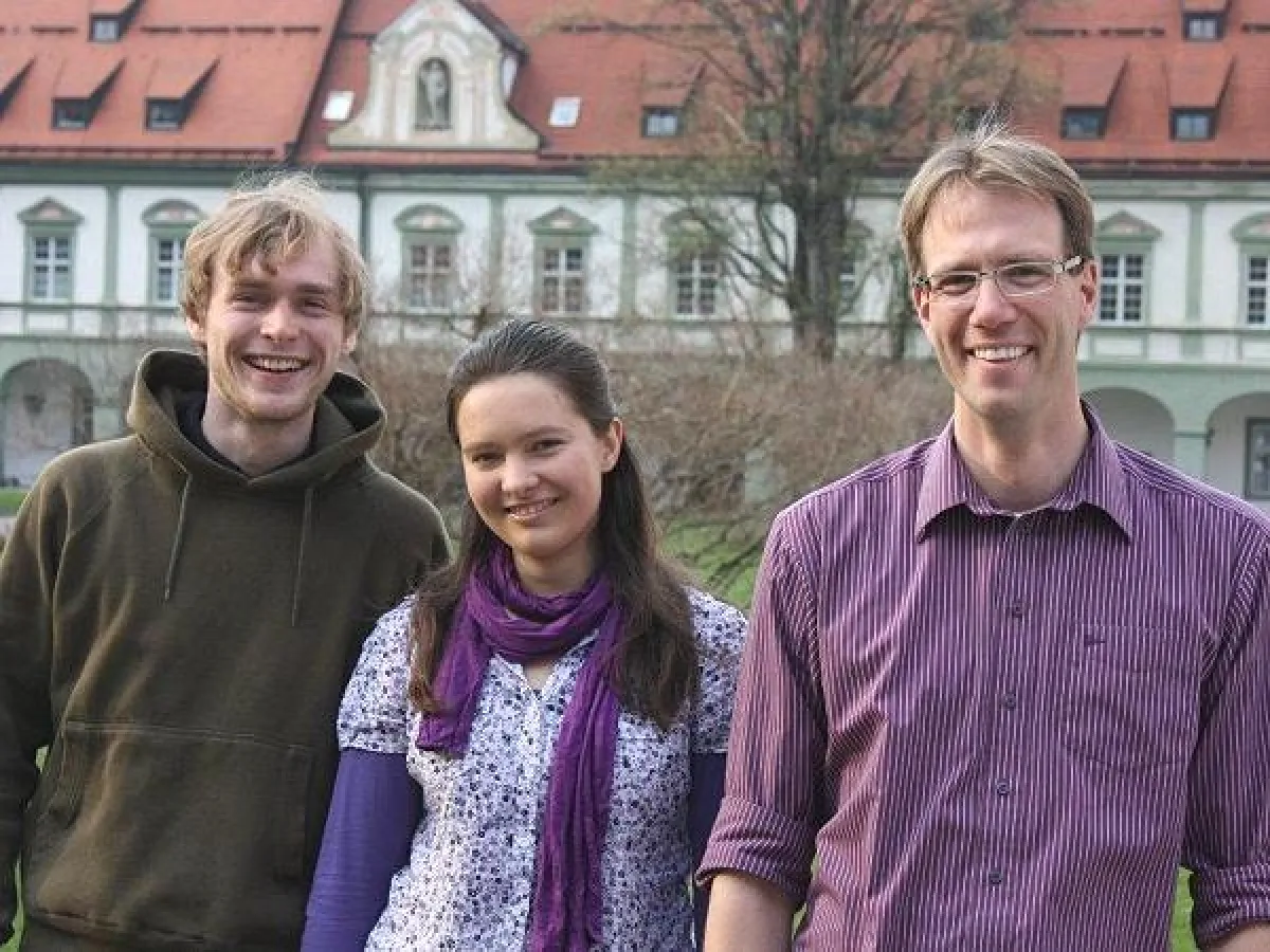 Der neugewählte Sprecherrat des Studentischen Konvents (v.l.n.r.): Martin Eibelsgruber, Anna-Katharina Merk, Michael Greppmair (Vors.)