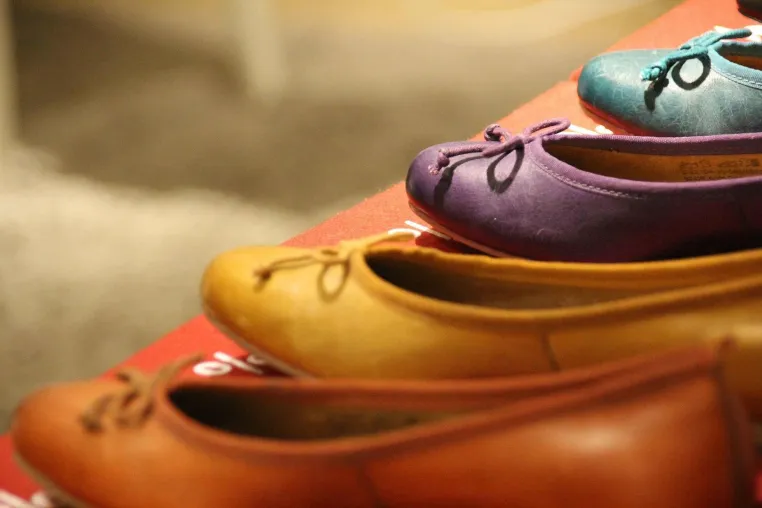 Bild: Modische Ballerinas Größe 45 bei schuhplus entdecken