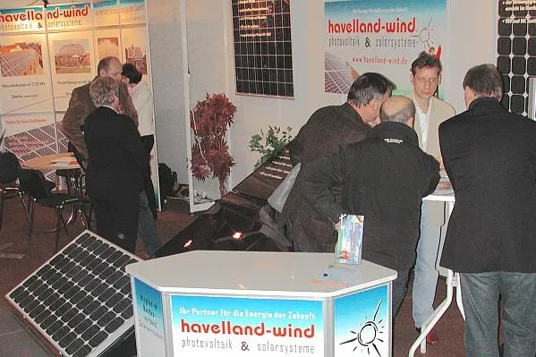 B5 Solar by Havelland-Wind GmbH mit Solarstrom auf die Internationale Grüne Woche Bild: B5 Solar by Havelland-Wind GmbH mit Solarstrom auf die Internationale Grüne Woche