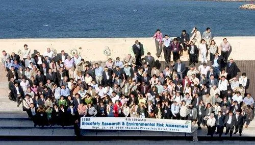 Bild: Neuntes Internationales Biosafety Symposium in Südkorea / Biologische Sicherheitsforschung: Erkenntnisgewinn für die Risikoabschätzung
