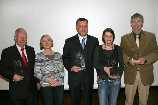 Bild: „Pflege AWARD“ für herausragende Leistungen