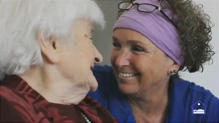 Bild: Bei Pflegedienst Lober aus Memmingen steht der Mensch im Mittelpunkt