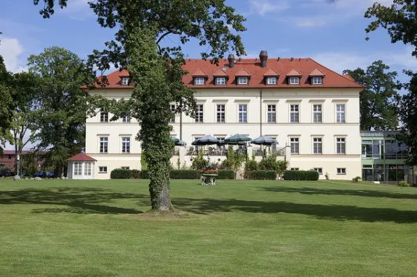 Bild: Vom „Sprung ins Heubett“ bis „Familienzeit“: neue Arrangements im Landhotel Schloss Teschow