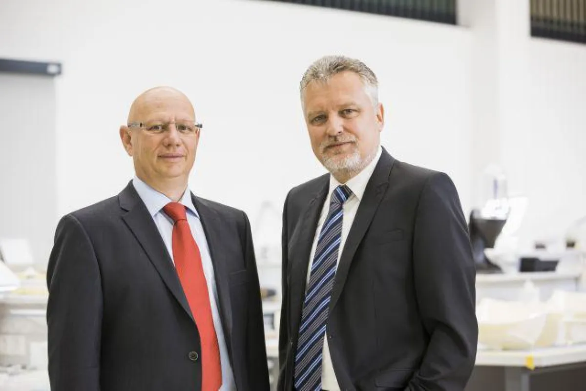 Die Eigentümer und Geschäftsführer von 1zu1 Prototypen, Hannes Hämmerle (links) und Wolfgang Humml