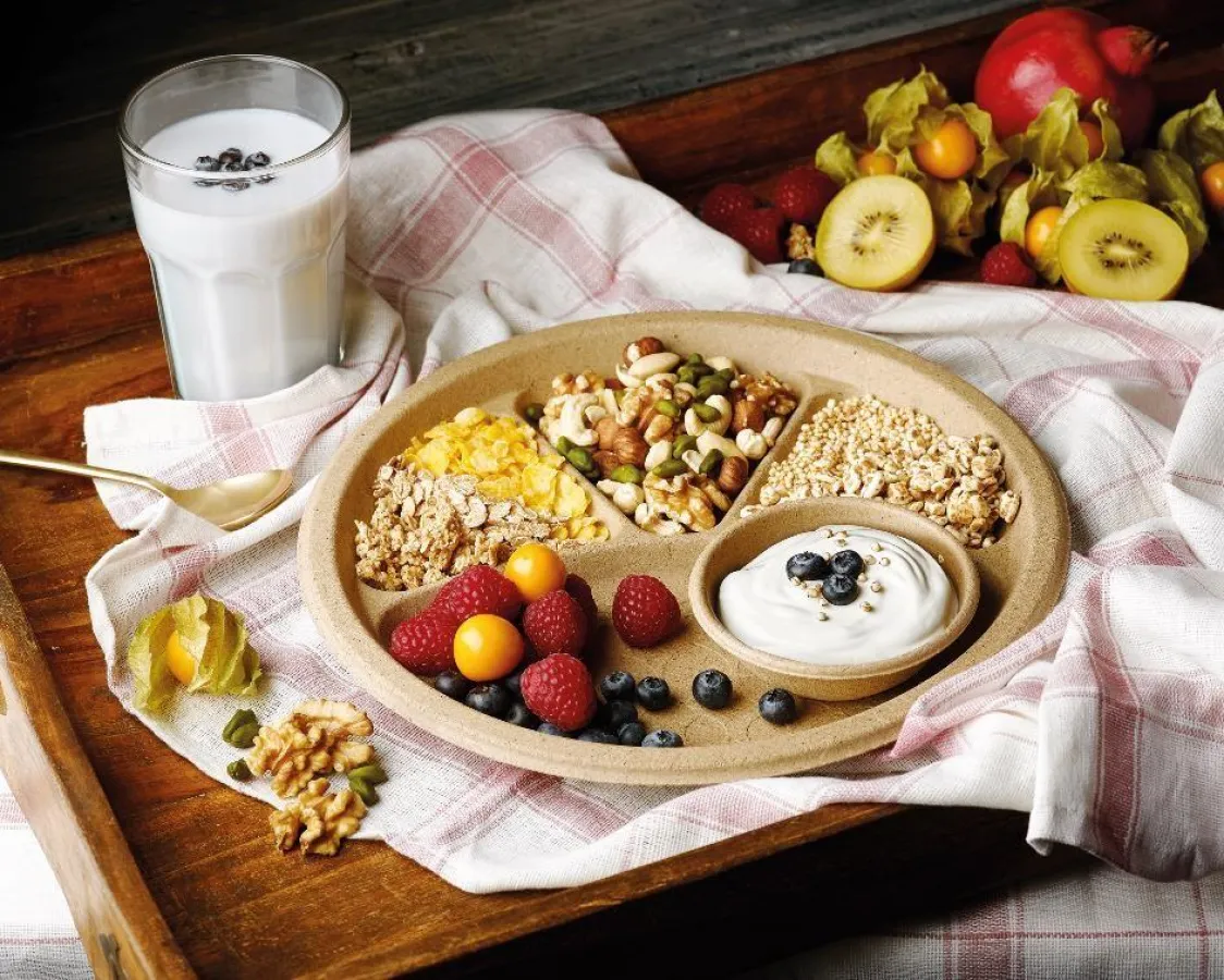 Papstar Pure Einmalgeschirr aus Agrarresten