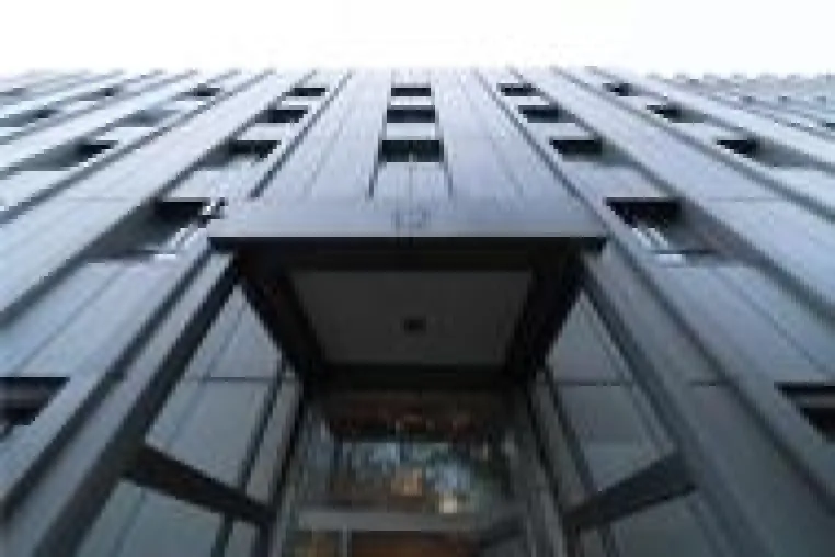 Bild: “crealytics“ mietet über DIP-Partner AENGEVELT 1.900 m² Bürofläche im Berliner “Eight Floors“