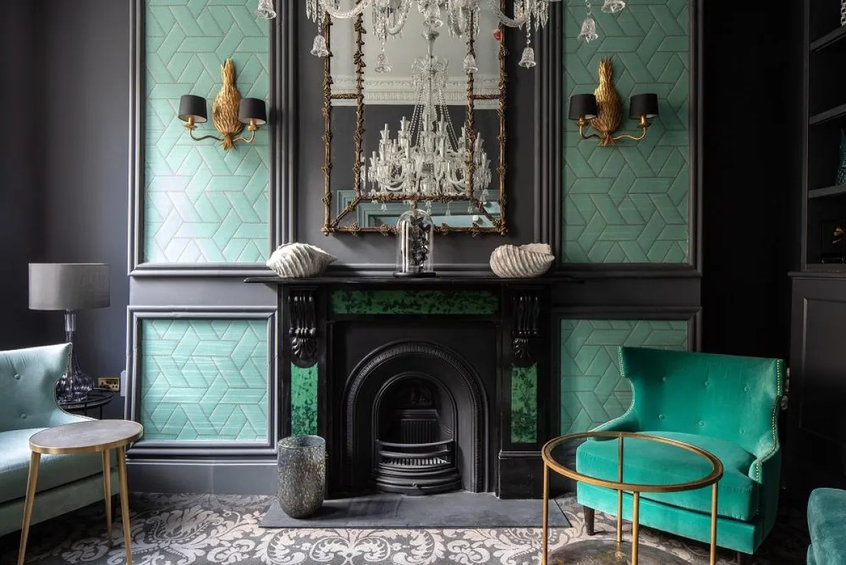 Radisson Individuals