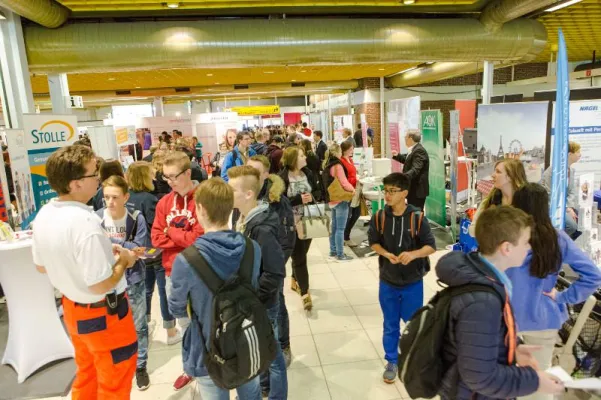 Bild: 10. TALENTE KOMPAKT - Die Ausbildungs- und Studienmesse im Flughafen Hamburg