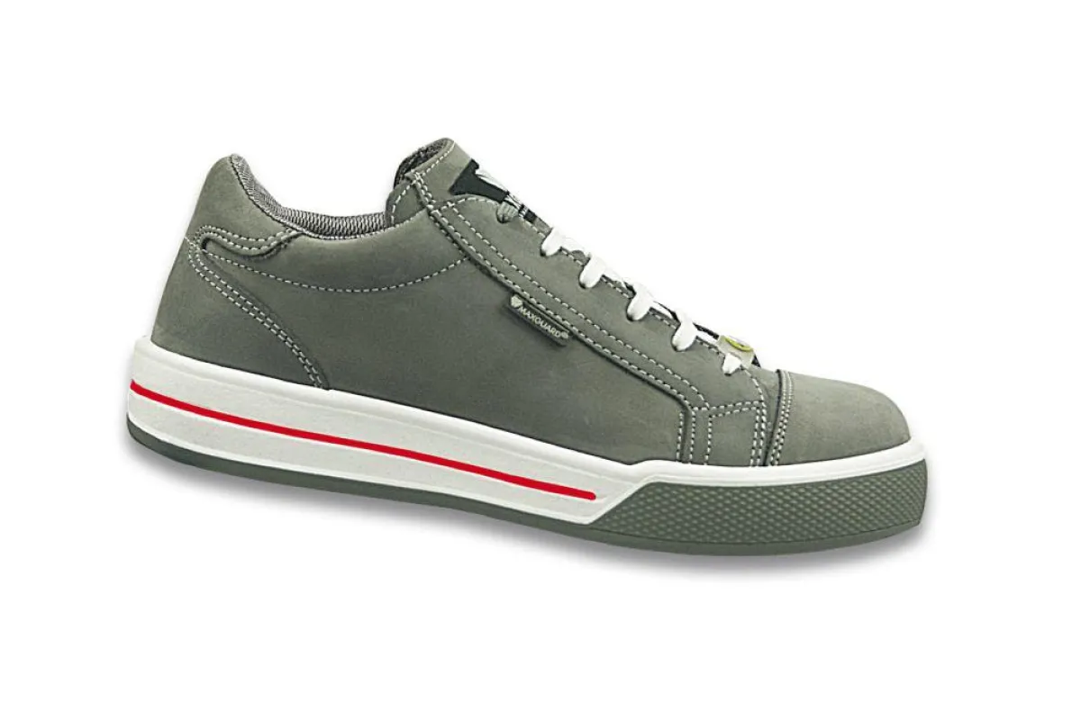 So sieht er aus: Der spannungsarme Sneaker.