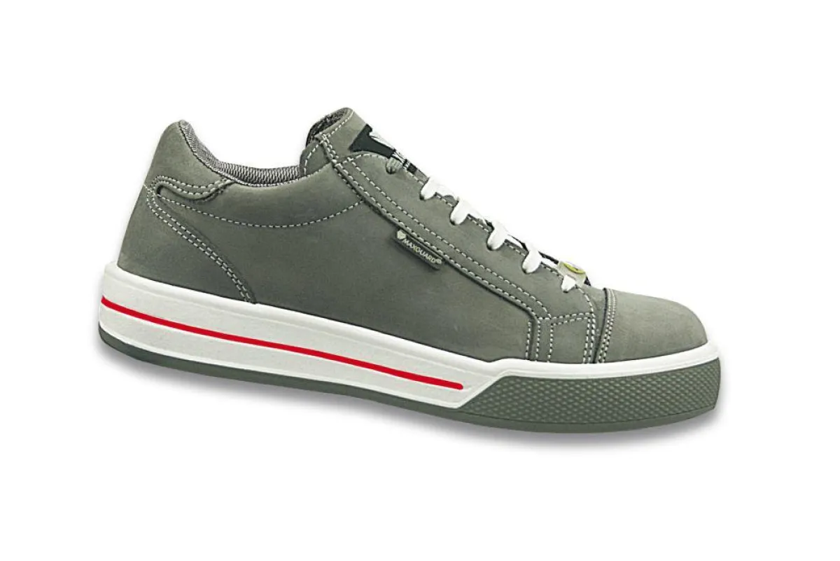 So sieht er aus: Der spannungsarme Sneaker.