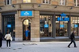KLM: Kampagnenstart mit Video und Webseite Bild: KLM: Kampagnenstart mit Video und Webseite