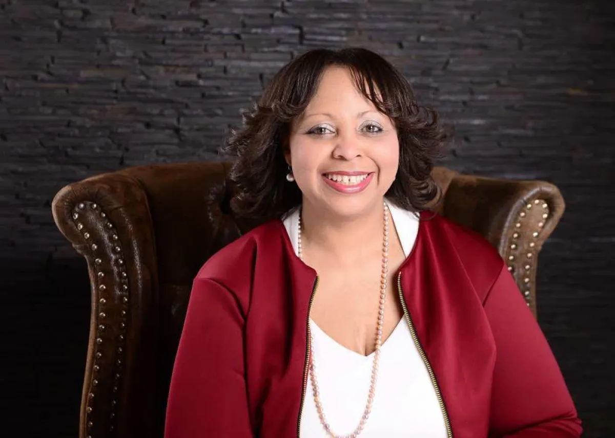 Omni Micro Rachelle Blake