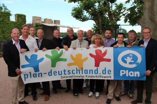 Bild: Ein Jahrhundert Piepenbrock auf Burg Crass gefeiert