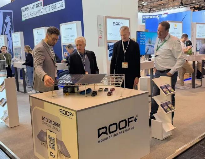 Bild: ROOF+ soll Solar-Carport P10 der Messe Essen realisieren