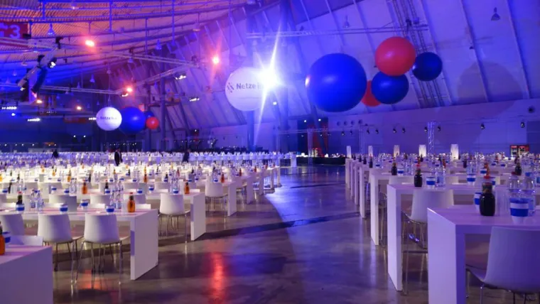 Bild: Das 1.000 Tische-Projekt